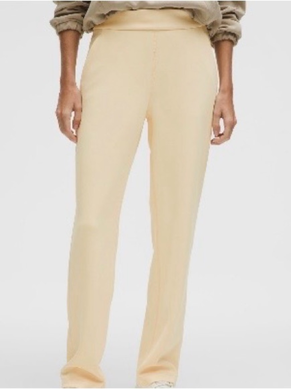 Softstreme High-Rise Straight-Leg Pant | Butter Cream | Large